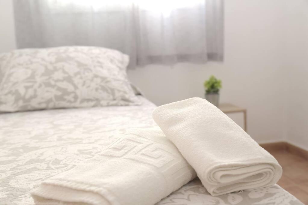 Apartamento Elena - Solo Familias Y Parejas Conil De La Frontera Ngoại thất bức ảnh
