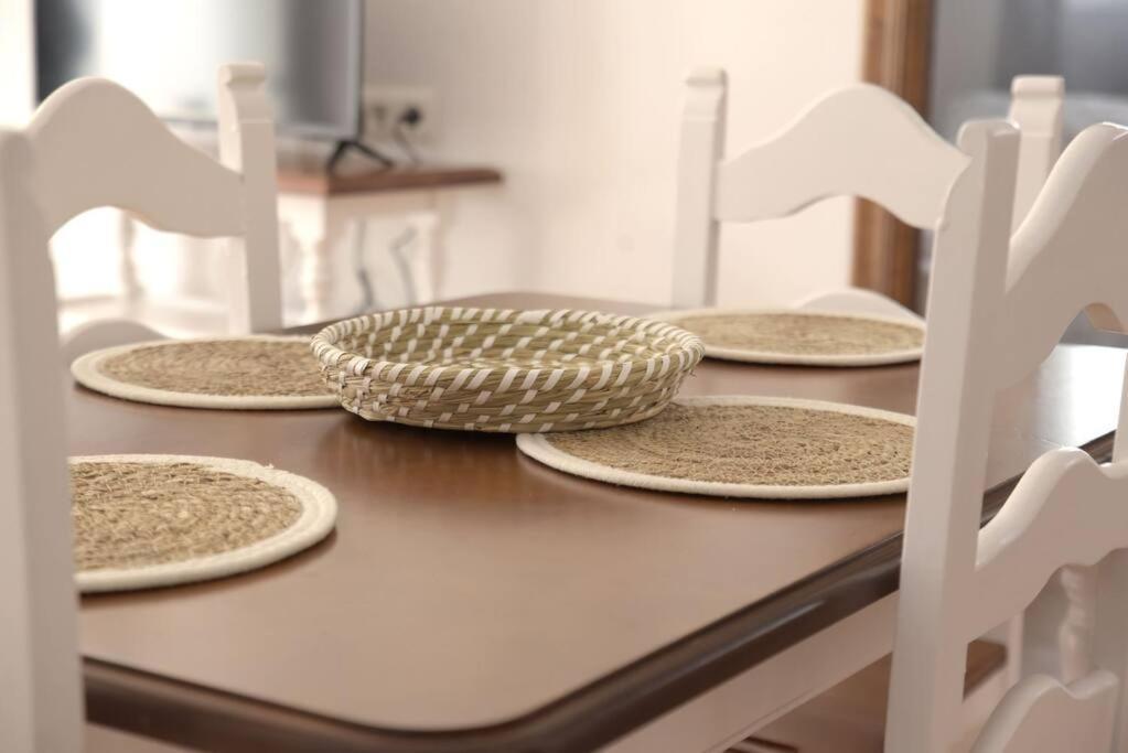 Apartamento Elena - Solo Familias Y Parejas Conil De La Frontera Ngoại thất bức ảnh